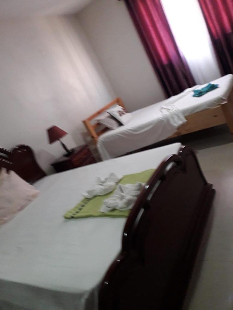 Casa Cabral : Big Next To The Apartamento Tarrafal (Santiago)